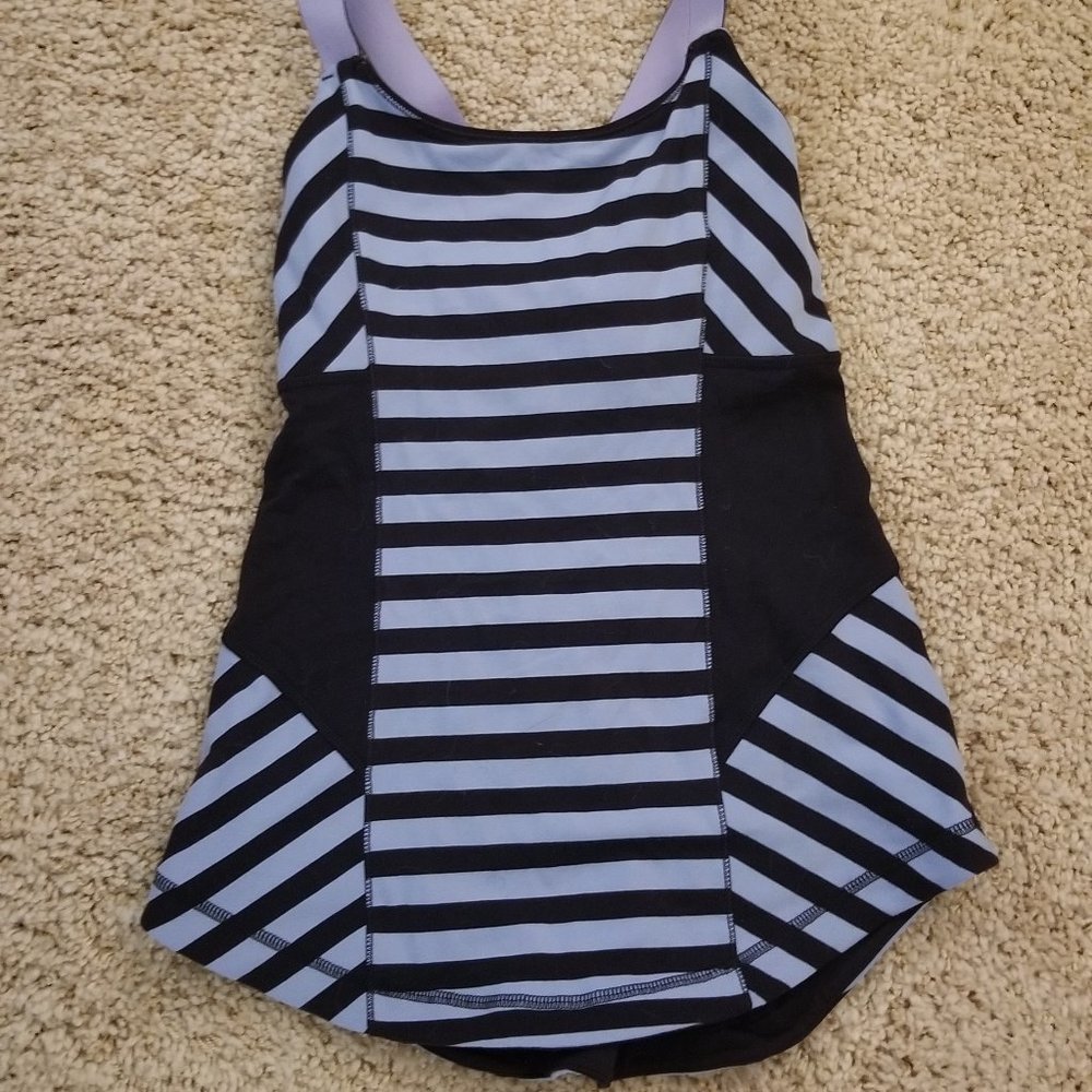 lululemon workout top